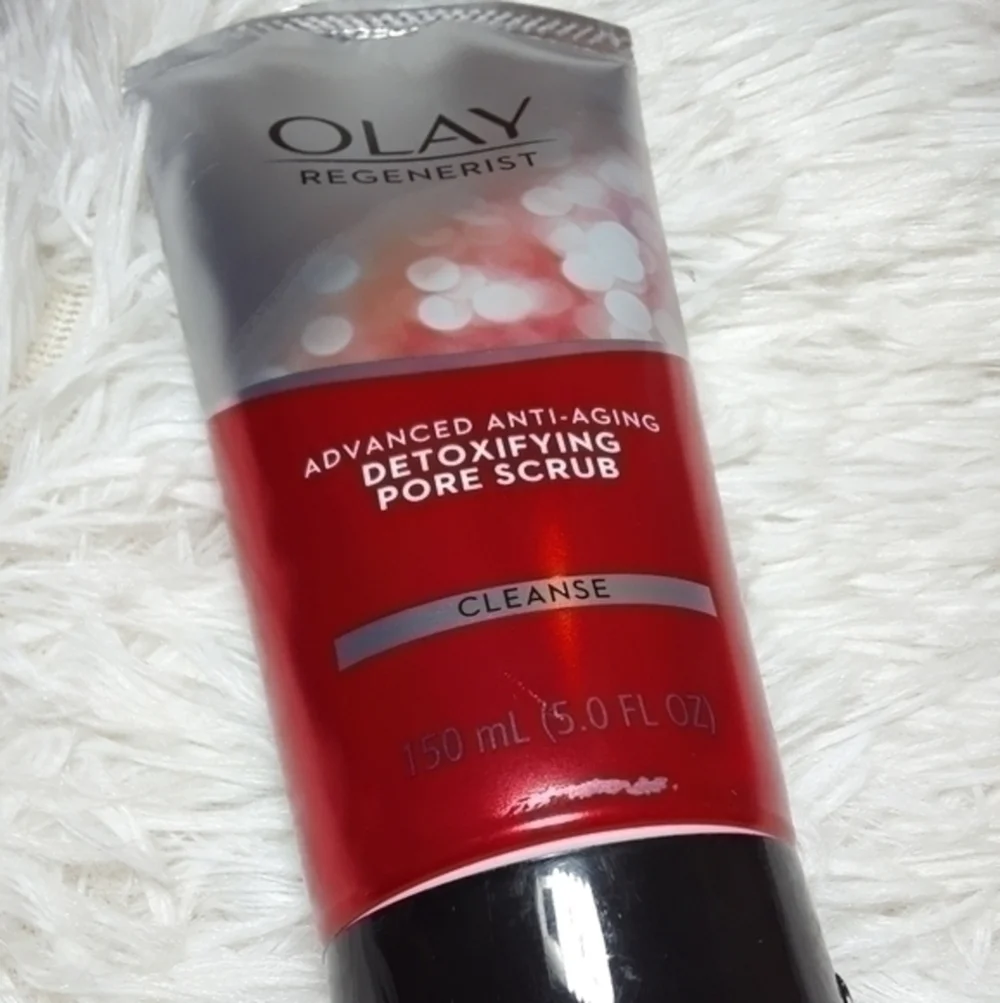 ☄Olay Regenerist Advanced Anti-Aging Detox Scrub